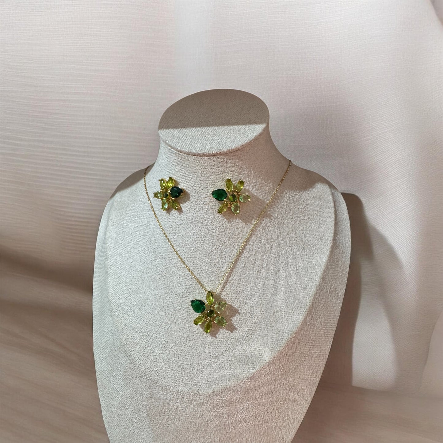 Conjunto flor svar
