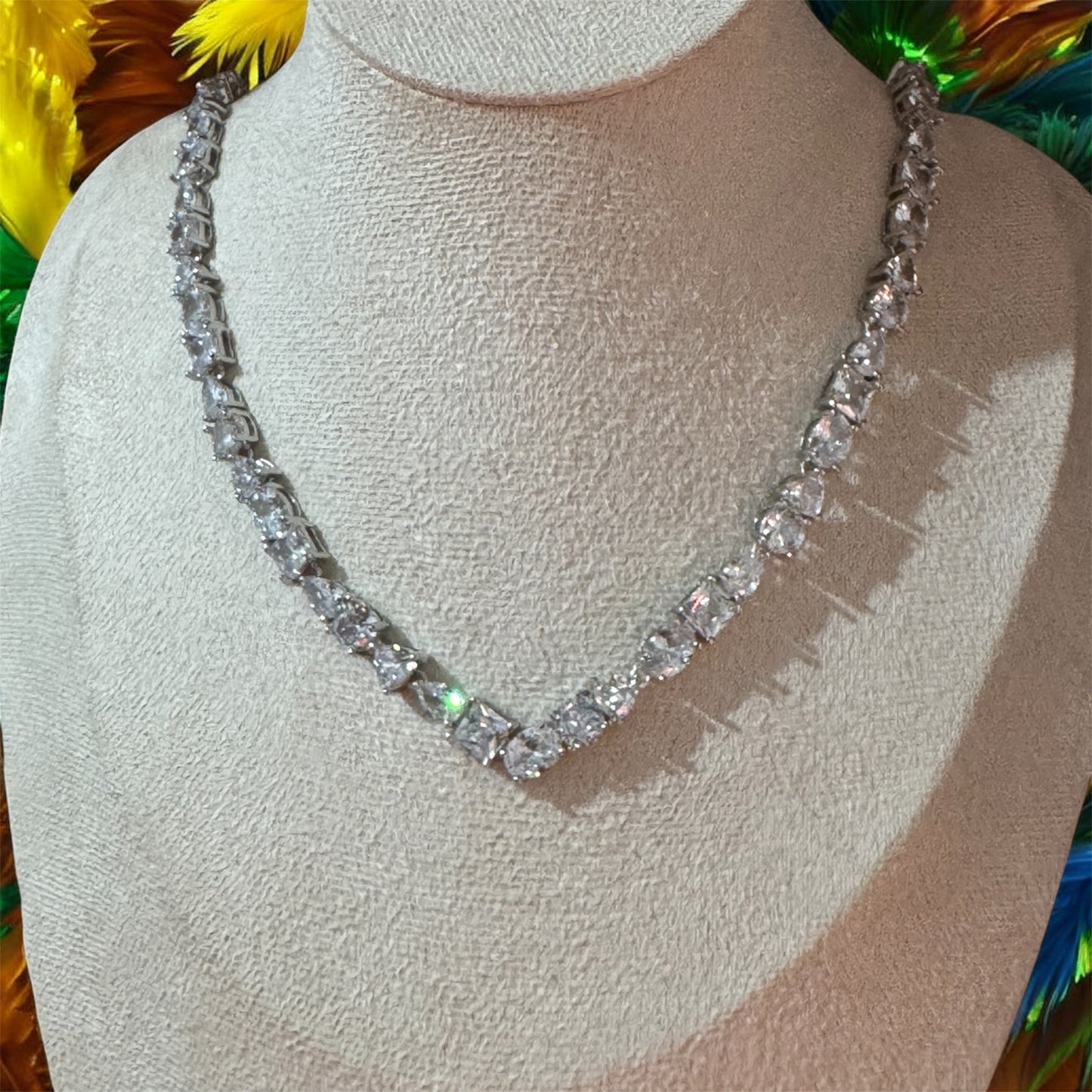 Collar brillante svar grabado