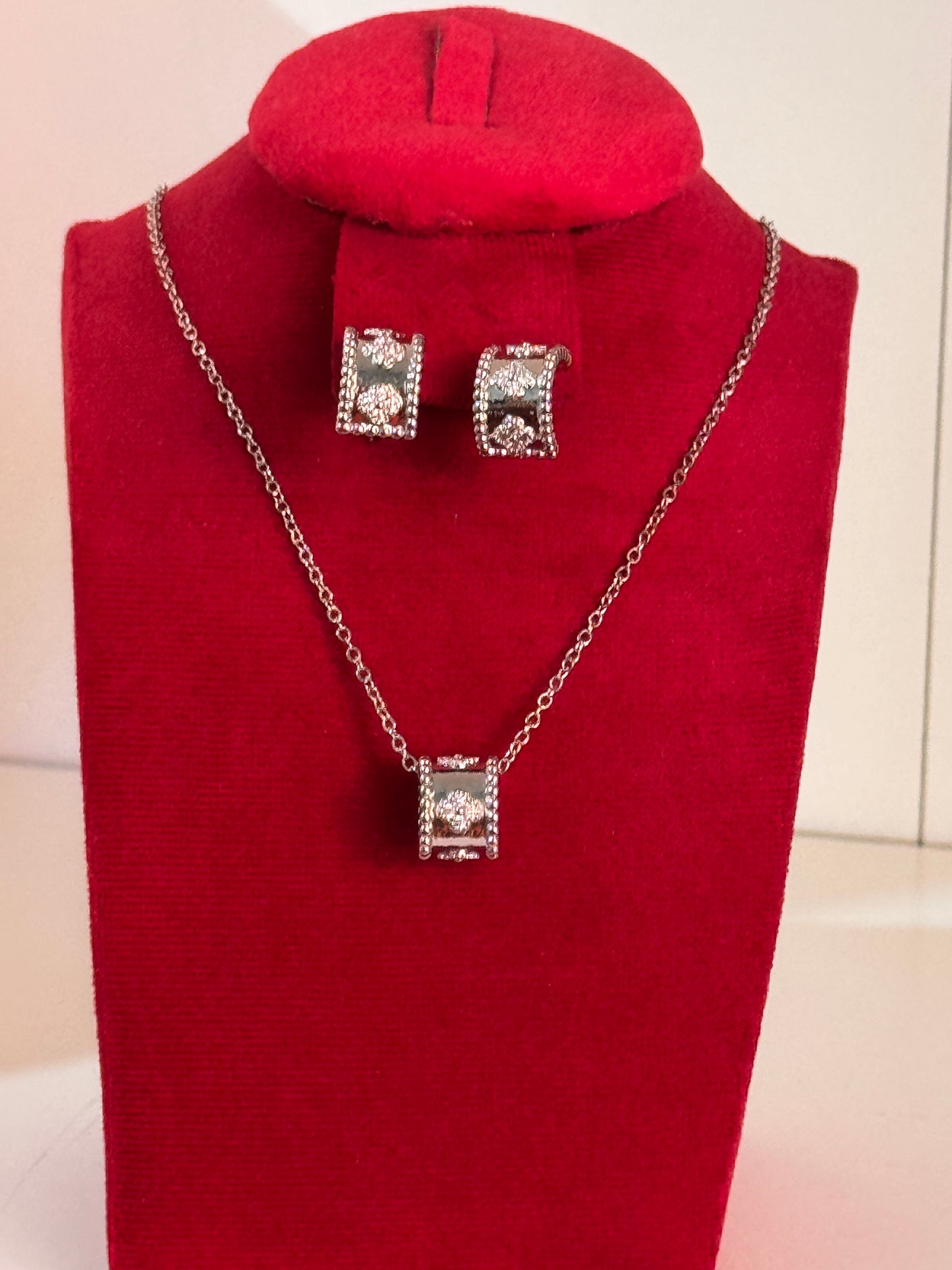 Conjunto trendy plateado