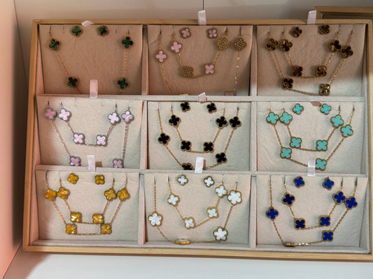 Collares trébol