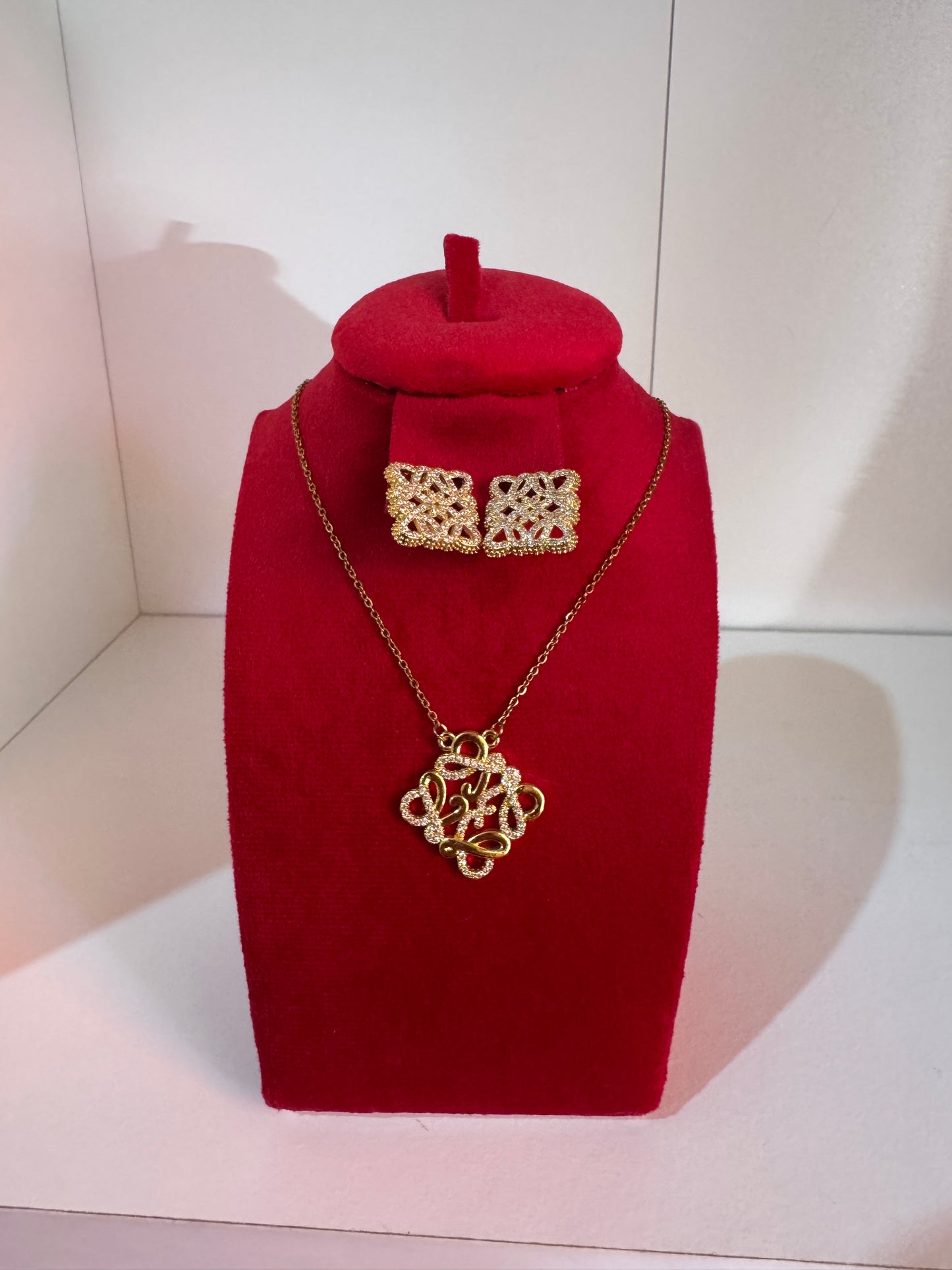 Conjunto LOL