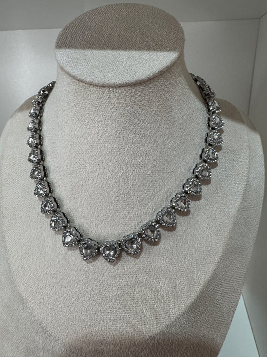 Collar glamour