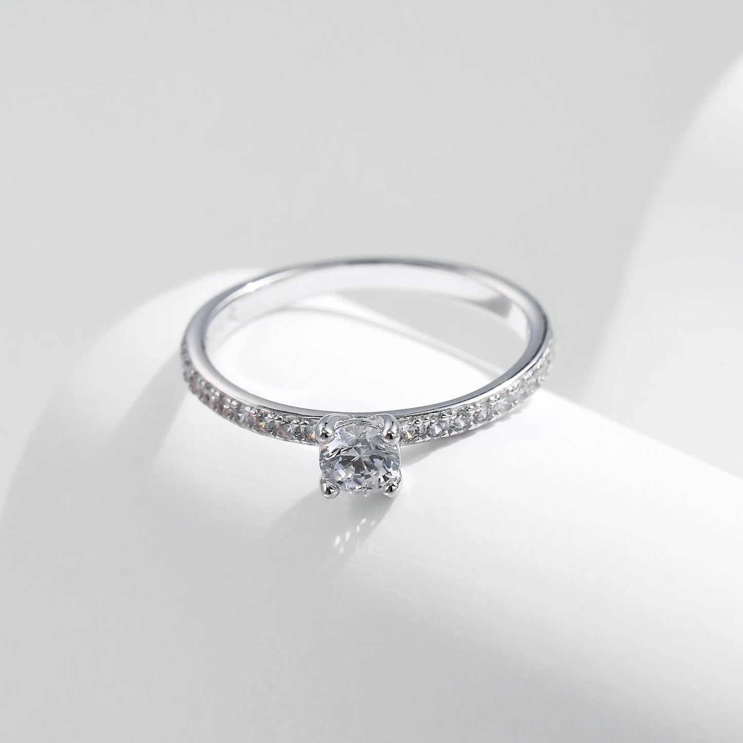 ANILLO MOISANITA